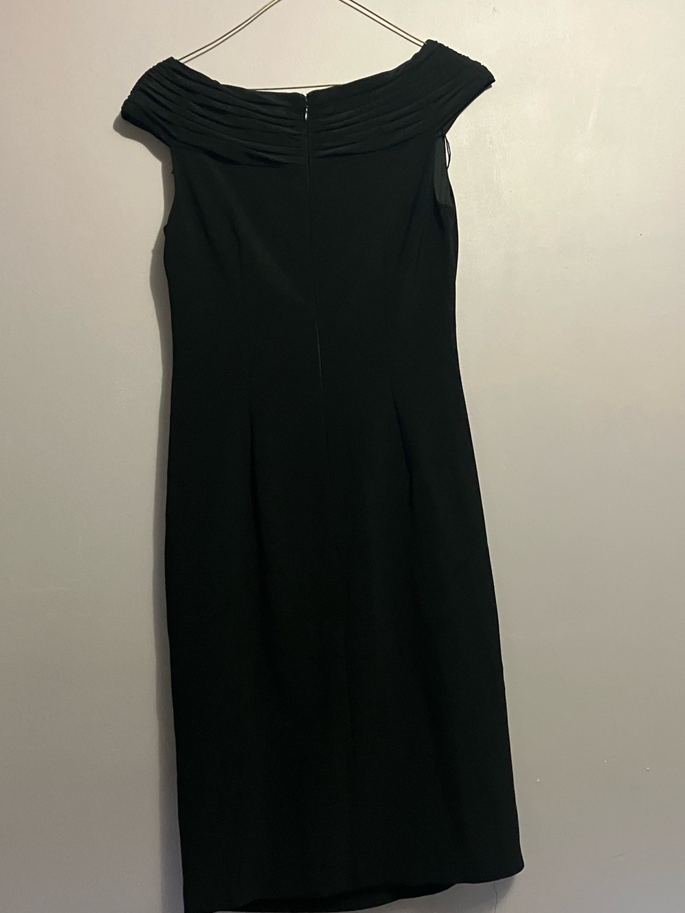 Adrianna Papell black dress - Picture 4 of 8